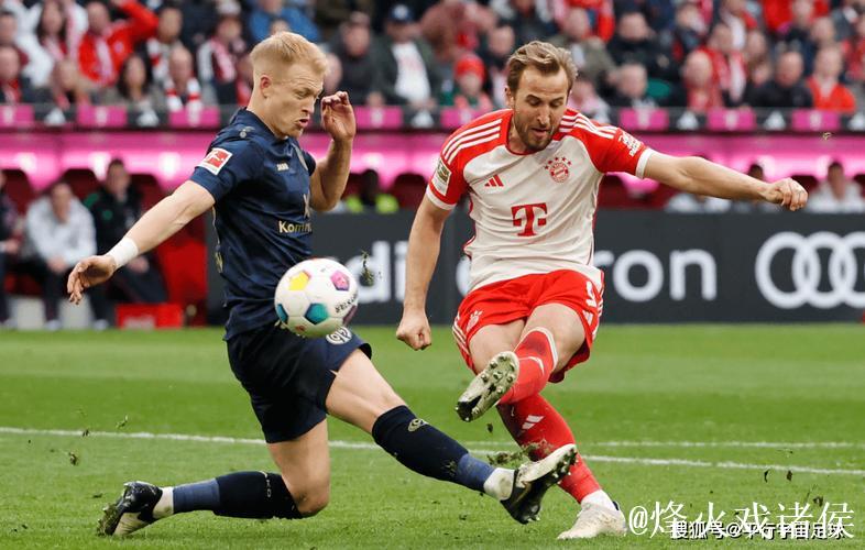 2-2拜仁，美因茨是近20年首支客场从榜首身上拿